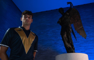 La terza maglia del Brescia sosterrà la Vittoria Alata