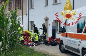 Castrezzato, grave un operaio travolto da una ruspa