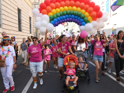 “Risponderemo con la piazza”, le reazioni della politica al “No Gay Pride”