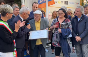 Librixia, il tributo al decano dei librai bresciani, Cesare Ferrata