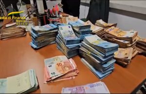 Droga, riciclaggio, false fatture: 61 custodie cautelari