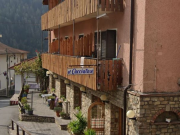 Bimba violentata, il gestore del centro: “Nessun problema di convivenza”