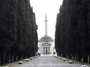 2 novembre, a Brescia cimiteri aperti fino alle 17.30