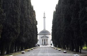 2 novembre, a Brescia cimiteri aperti fino alle 17.30