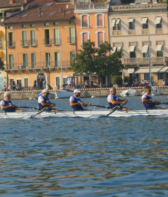 Sabato pomeriggio a Salò tornano gli “Agonali del remo”