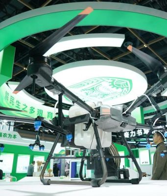 Cina: aumenterà sostegno a prestiti per innovazione sci-tech