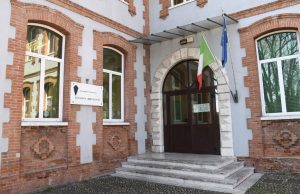 “Nessun danno alla struttura portante”. Riapre la Bertolotti