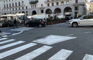 Lavori in via Gramsci, cambia l’accesso al parcheggio Vittoria