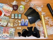 Cocaina, 10.000 euro e un manganello. Denunciati a Gavardo