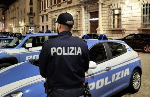 Rapina un negozio e si ferisce. Arrestato poco dopo dalla Polizia