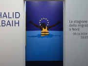 Con “La mia guida di Brescia” una visita solidale alla mostra di Khalid Albaih