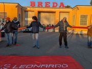Protesta davanti alla Leonardo di Brescia. Manifestanti in Questura