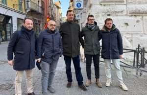 Sicurezza, il centrodestra: “La Loggia scenda da Marte”