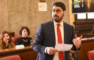 Anche a Brescia la mozione per revocare la cittadinanza a Mussolini