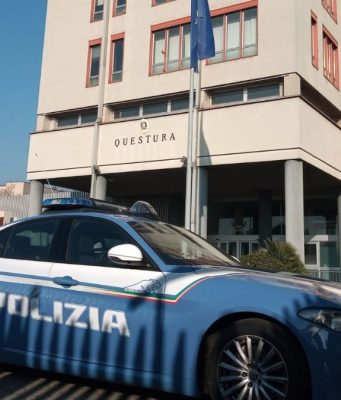 “Dobbiamo controllare i gioielli”. Arrestato finto carabiniere