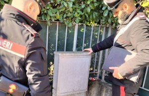 Ruba l’energia elettrica dalla rete pubblica. Denunciato