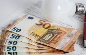 Bollette: Brescia terza in Lombardia per la luce, meglio il gas