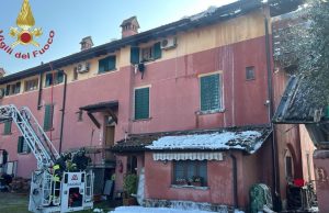 Bombola di gas esplode in campeggio. Ferita una turista