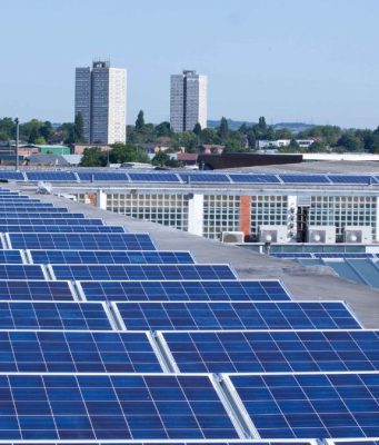 Dalla Regione 50 milioni per enti locali e imprese più sostenibili