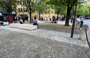 Piazzetta Monolo, un’oasi ombreggiata in centro storico