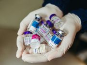 Ritocchini lowcost, ma ad alto rischio. Scoperti due ambulatori clandestini