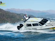 Tenta di togliersi la vita gettandosi nel lago. Salvato dalla Finanza