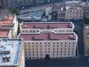 Papa Francesco, la salma a Santa Marta. Domani a San Pietro