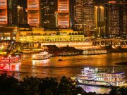 Cina: turisti si godono vacanze del primo maggio