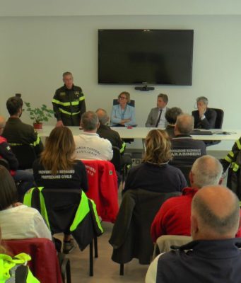 Associazioni e Vigili del Fuoco uniti per un’estate sicura sul Sebino