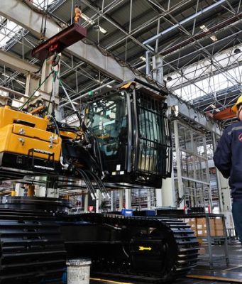 Cina: funzionario, economia in costante crescita tra le sfide esterne