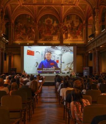 Ungheria: sessione speciale sulla scienza spaziale con astronauti cinesi a Budapest