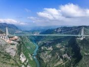 Cina: Guizhou, in costruzione ponte più alto del mondo