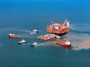 Cina: mare di Bohai, completa installazione di maggior piattaforma per petrolio, gas