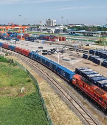 Trasporti: 110.000mo treno merci Cina-Europa parte da Qingdao