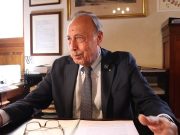 Italia: Firenze, accademia svela scultura del padre di riso ibrido Yuan Longping