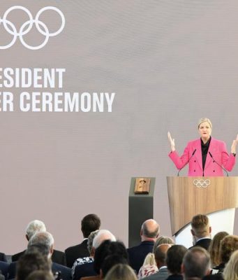 Svizzera: Losanna, cerimonia di passaggio consegne tra presidenti IOC