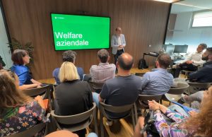 AperiStar: intelligenza artificiale e networking con Starbrixia