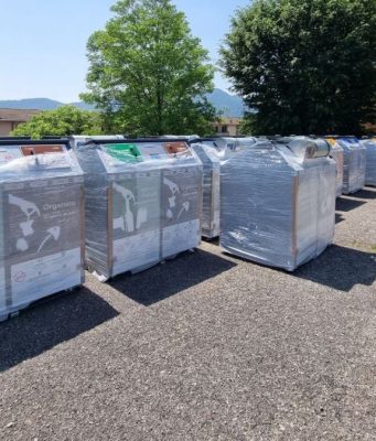 Rifiuti, a Lumezzane è iniziata la rivoluzione con i nuovi cassonetti