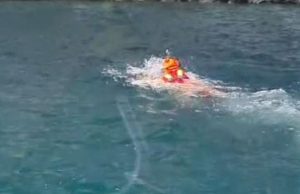 Precipita nel lago dalla Gardesana. Morto ciclista di 43 anni