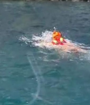 Precipita nel lago dalla Gardesana. Morto ciclista di 43 anni