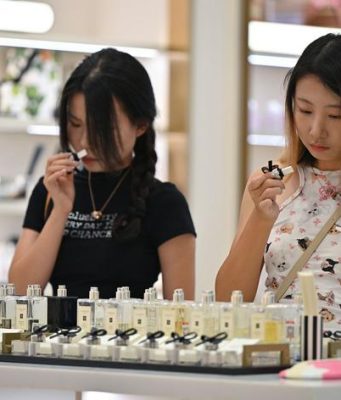 Cina: aumento delle vendite duty-free offshore a Hainan