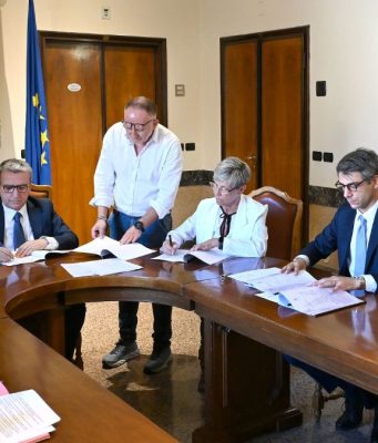 Movida, arrivano le nuove regole. Siglato il Protocollo in Prefettura