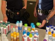 Ruba 650 euro di deodoranti: denunciato lui e il ricettatore