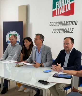 Sicurezza, AzzurroDonna porta a Brescia la mozione “Illumina”