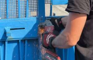 Cellino è stato sfrattato dal Rigamonti. Il taglio del lucchetto. VIDEO