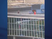 Tenta di lanciarsi dal tetto, lo salvano i Carabinieri