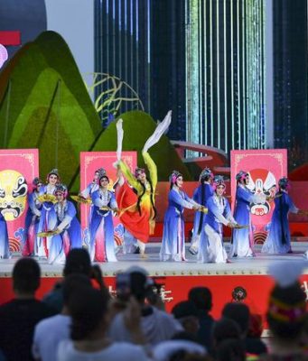 Cina: Xinjiang, Urumqi ospita evento di danza