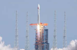 Cina: Hainan, lanciati satelliti in orbita terrestre bassa