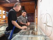 Cina: museo del manuale delle rotte marittime Geng Lu Bu a Hainan