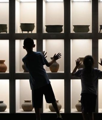 Cina: bambini svolgono attività durante vacanze estive